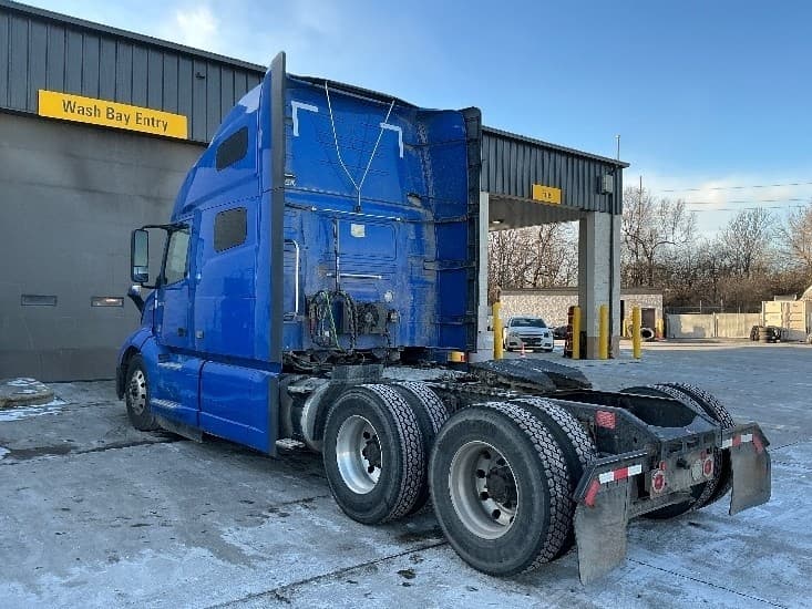 2020 Volvo VNL 760 — photo 5
