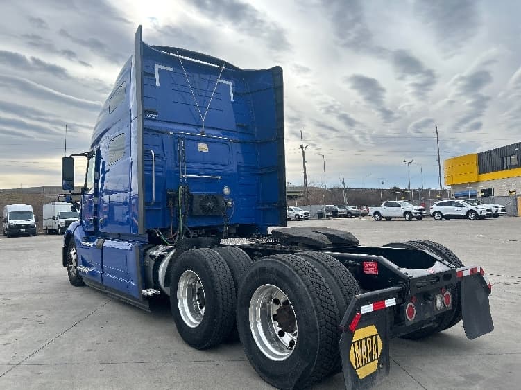2020 Volvo VNL 760 — photo 5
