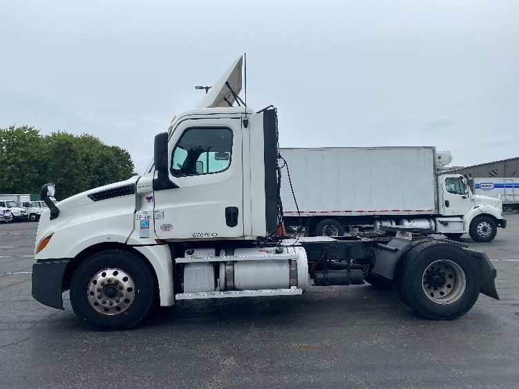 2020 Freightliner Cascadia — photo 4