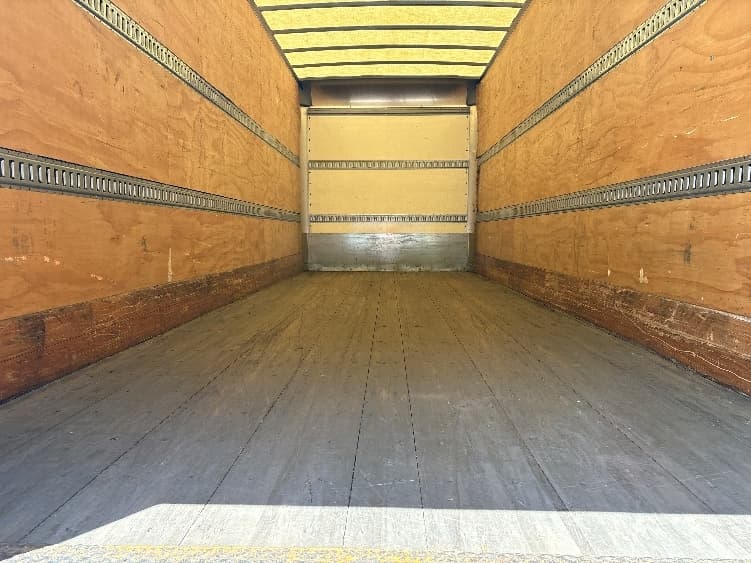 2020 International MV — photo 8