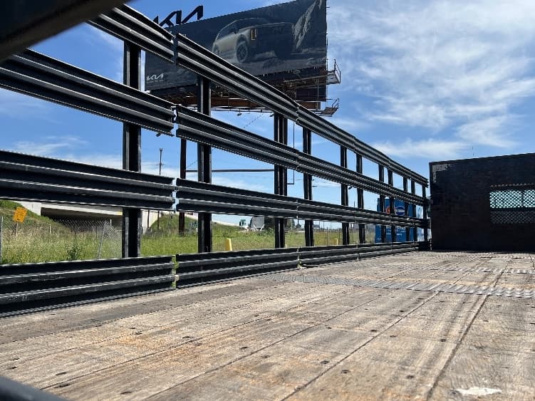 2021 Freightliner M2 106 — photo 9