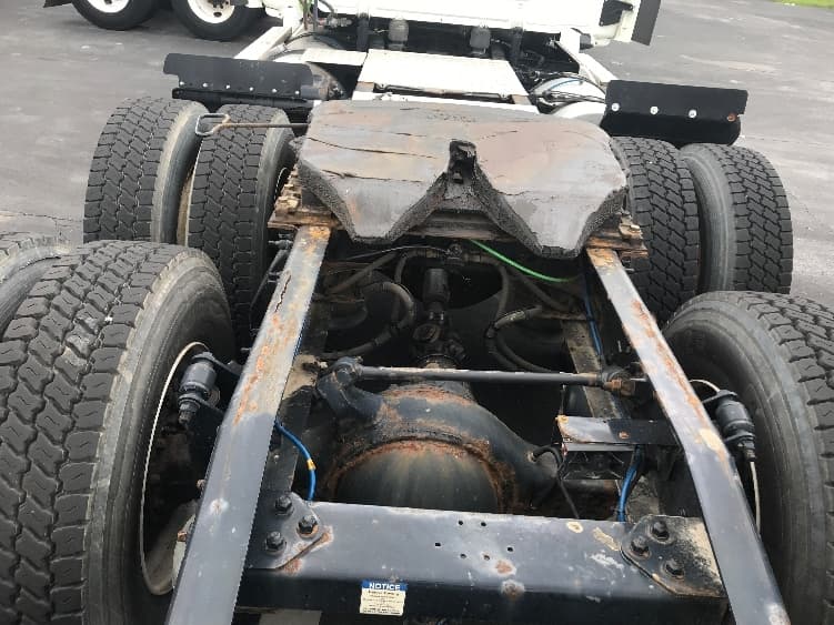 2020 Freightliner Cascadia — photo 6