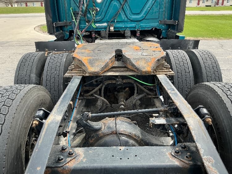 2021 Freightliner Cascadia — photo 6