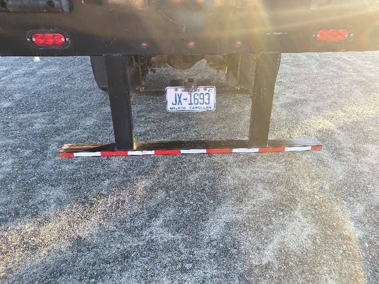 2020 Freightliner M2 106 — photo 9