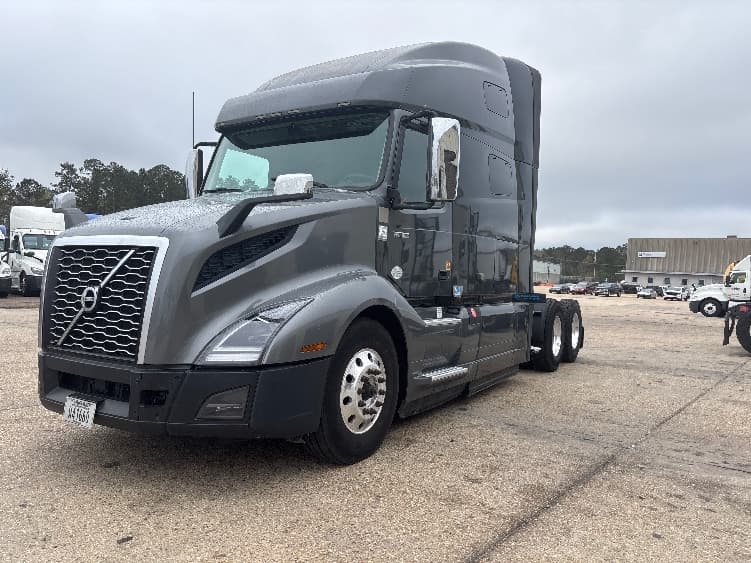 2020 Volvo VNL 760 — photo 3