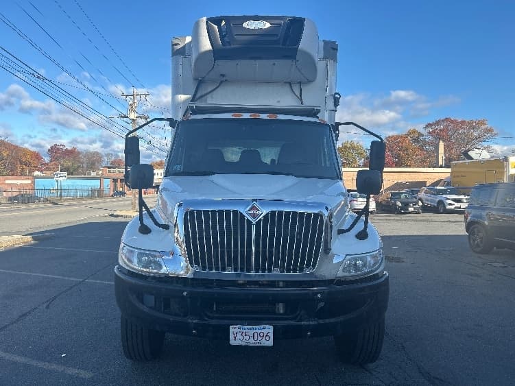 2020 International MV — photo 2