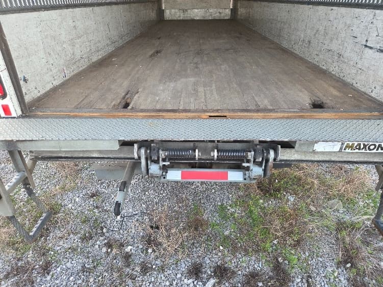 2020 Freightliner M2 106 — photo 10