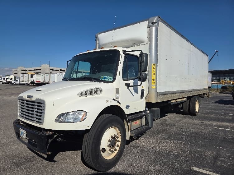 2020 Freightliner M2 106 — photo 3