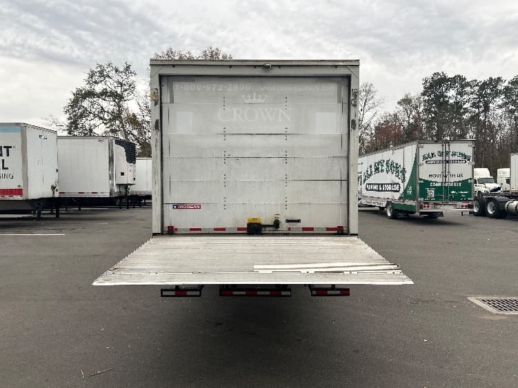 2021 Freightliner M2 106 — photo 7