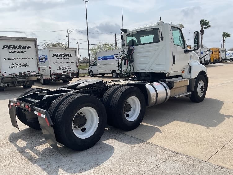 2020 International LT — photo 7