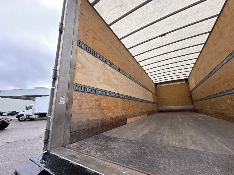 2020 International MV — photo 10