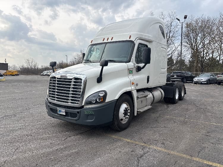 2020 Freightliner Cascadia — photo 3