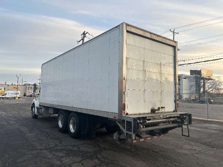 2020 Freightliner M2 112 — photo 6