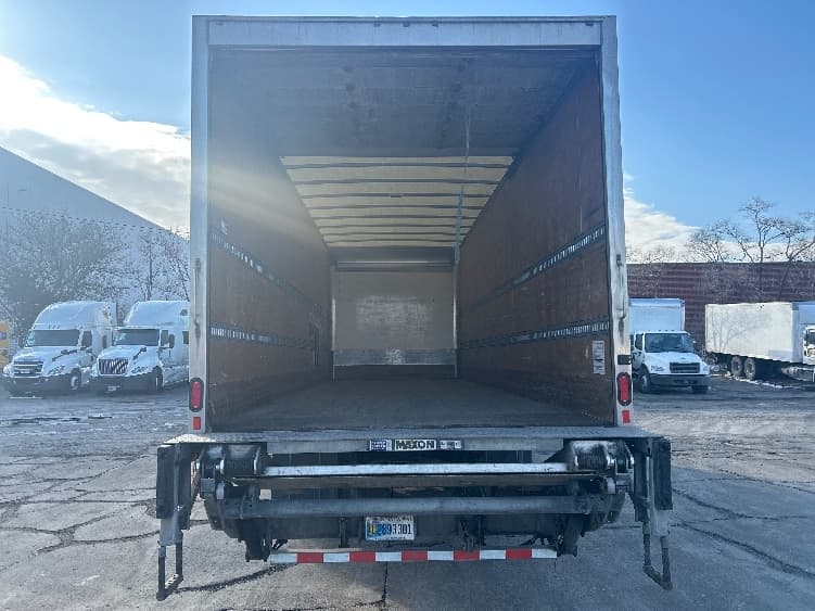 2020 Freightliner M2 112 — photo 8