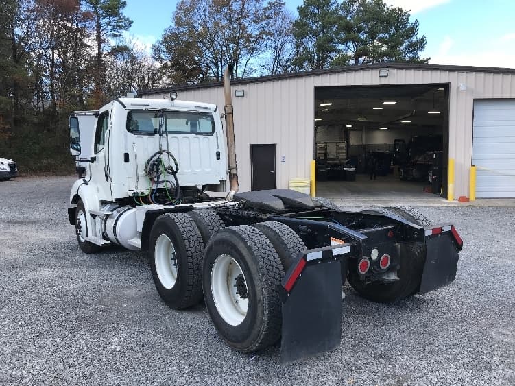 2020 Freightliner M2 112 — photo 5