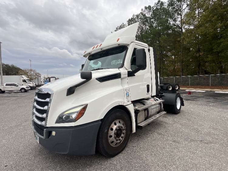 2020 Freightliner in Pensacola, FL — photo 3