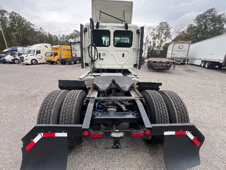 2020 Freightliner in Pensacola, FL — photo 6