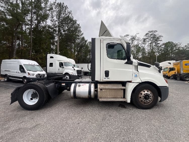 2020 Freightliner in Pensacola, FL — photo 8