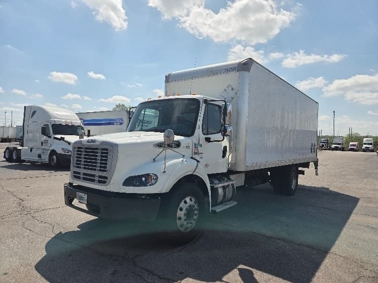 2020 Freightliner M2 112 — photo 3