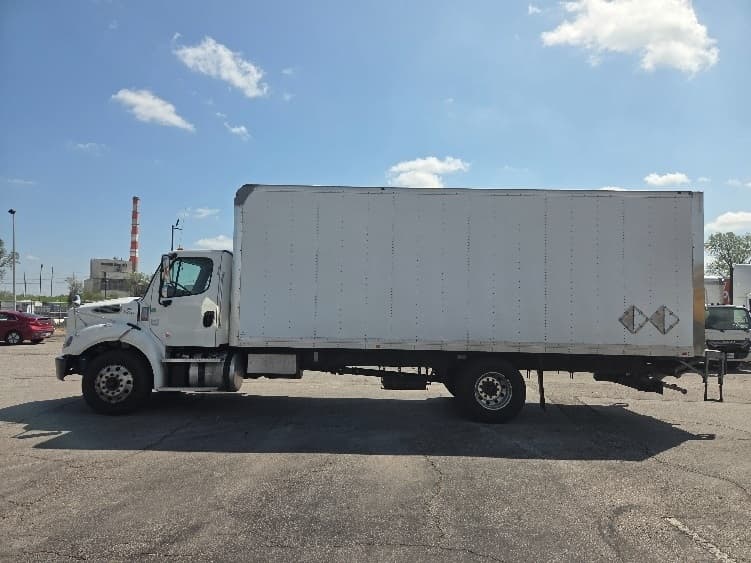 2020 Freightliner M2 112 — photo 4