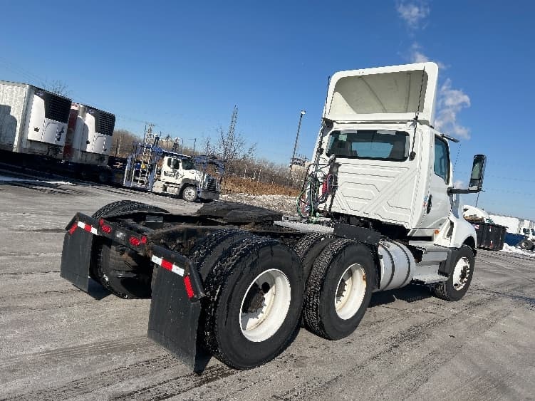 2020 International LT — photo 7