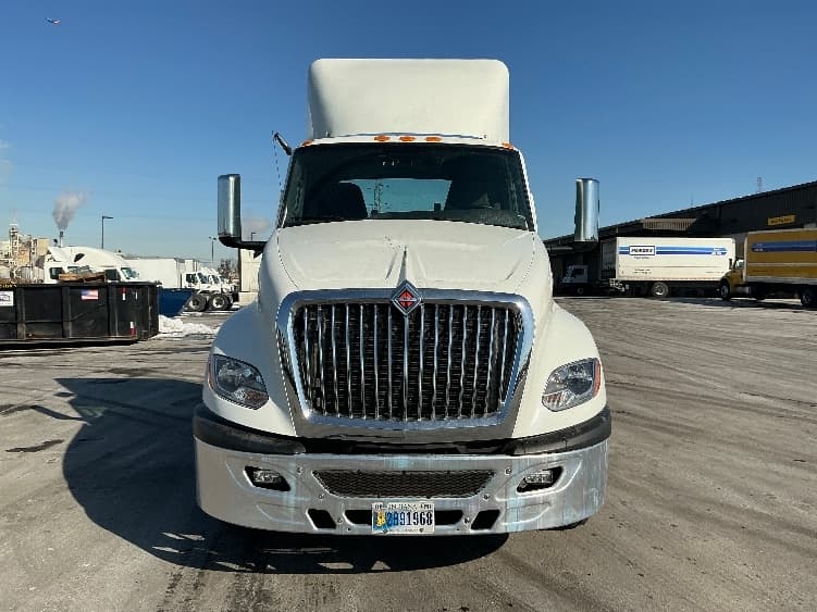 2020 International LT — photo 2