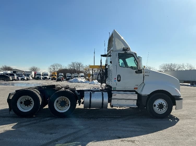 2020 International LT — photo 8