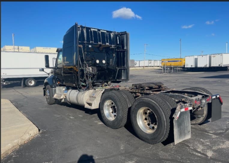 2020 International LT — photo 5