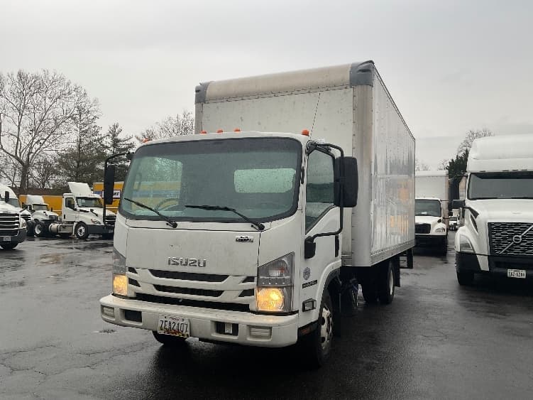 2020 Isuzu NPR — photo 3