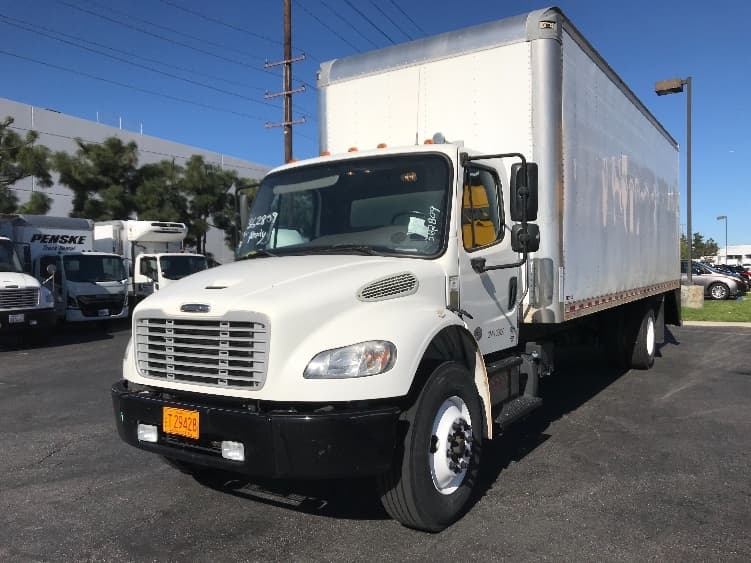 2020 Freightliner M2 106 — photo 3