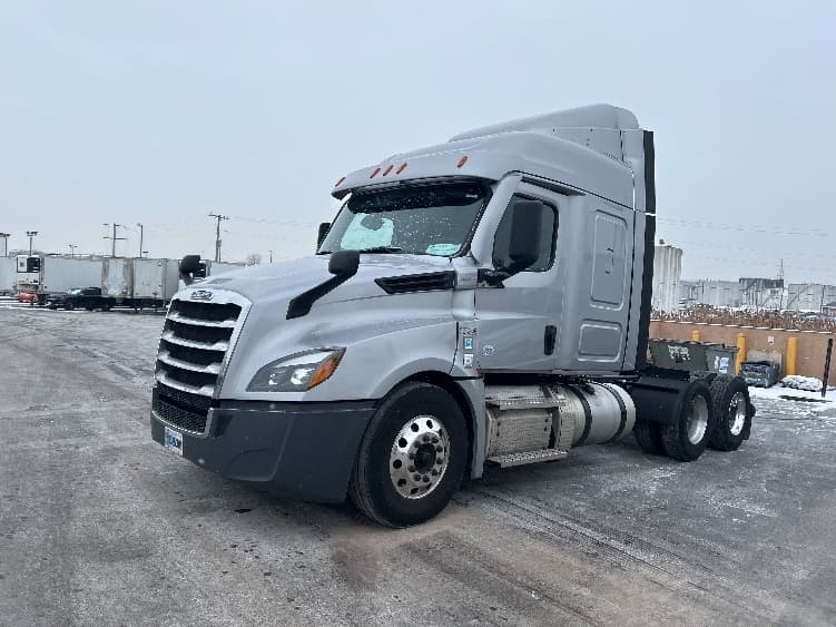 2020 Freightliner Cascadia — photo 3