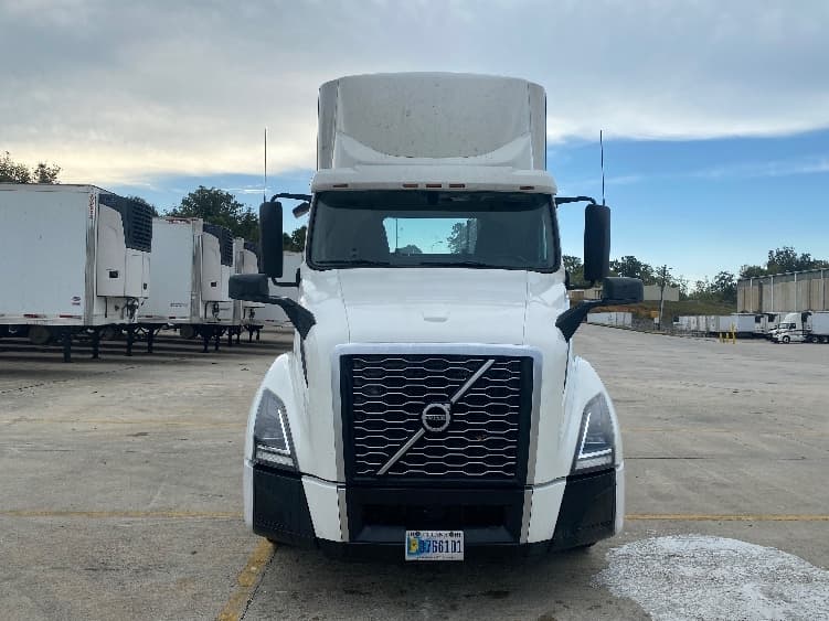 2020 Volvo — photo 2