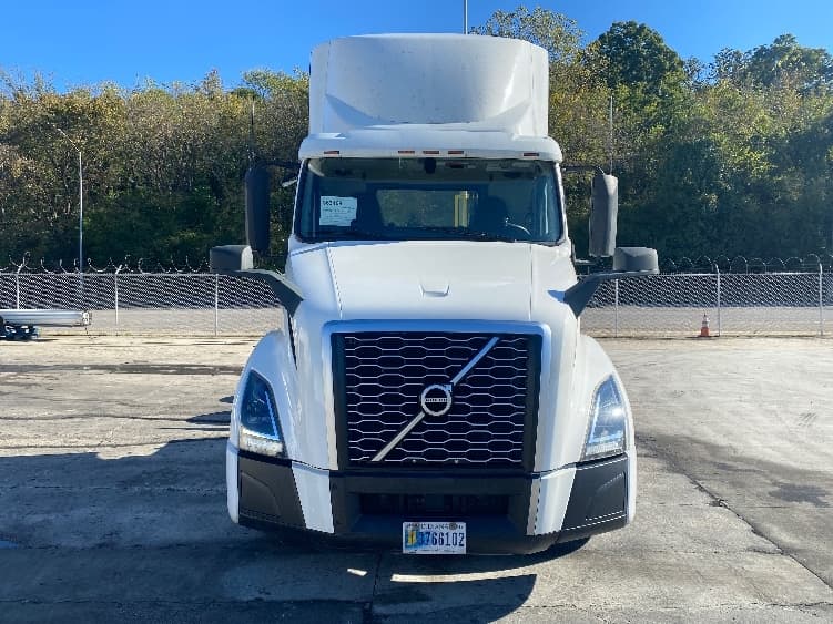 2020 Volvo — photo 2