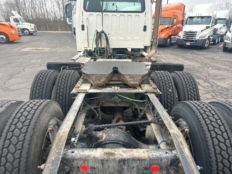2020 Freightliner M2 112 — photo 6