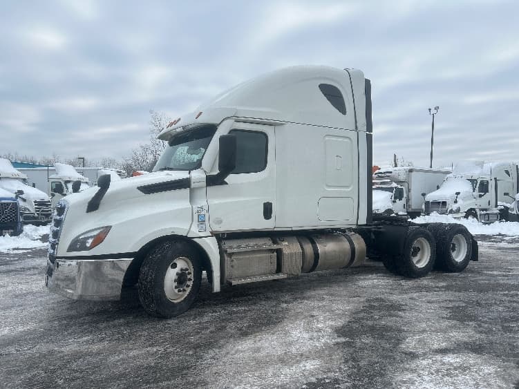 2020 Freightliner Cascadia — photo 3
