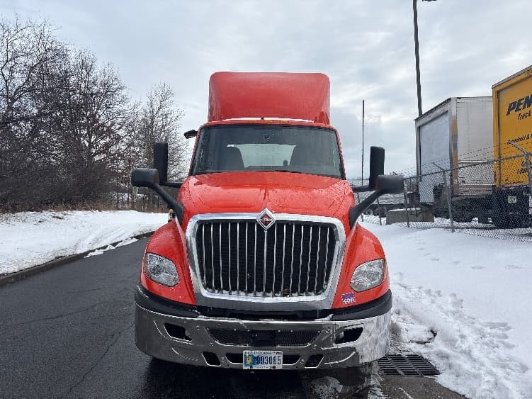 2021 International LT — photo 2