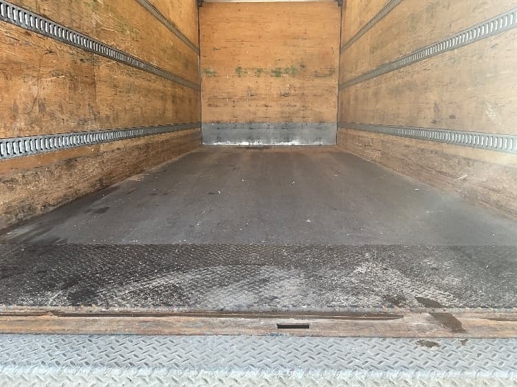 2020 Freightliner M2 112 — photo 10