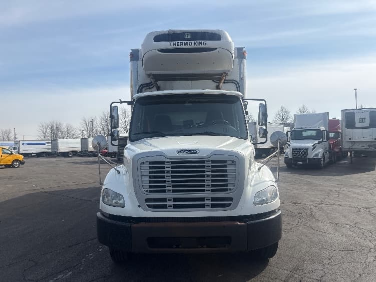 2020 Freightliner M2 112 — photo 2