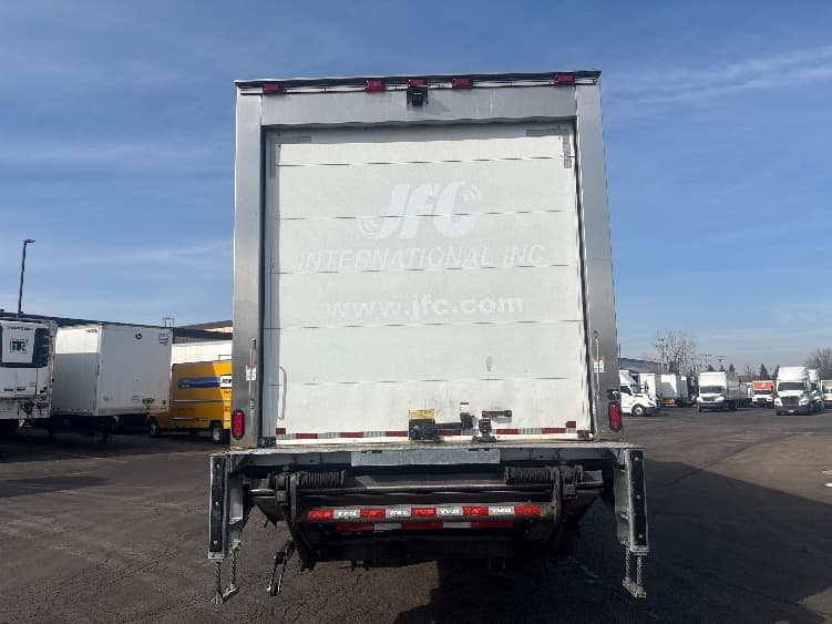 2020 Freightliner M2 112 — photo 7