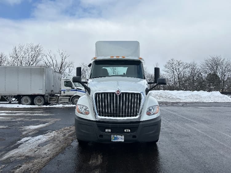 2020 International LT — photo 2