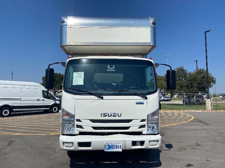 2020 Isuzu NRR — photo 2
