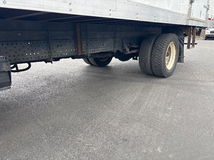 2020 Isuzu NRR — photo 5