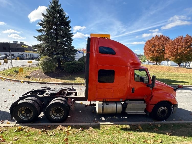 2021 International LT — photo 8