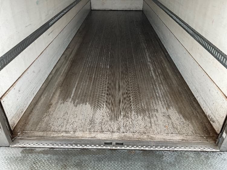 2020 Freightliner M2 112 — photo 10