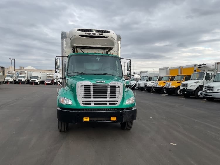 2020 Freightliner M2 112 — photo 2