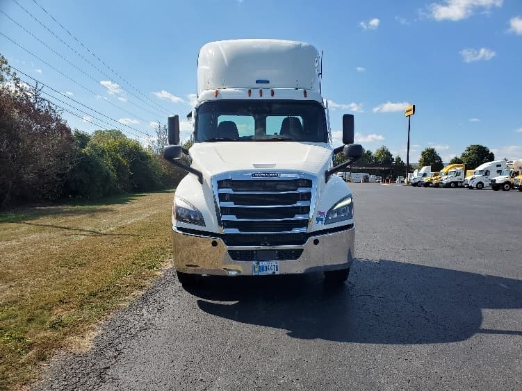 2020 Freightliner — photo 2