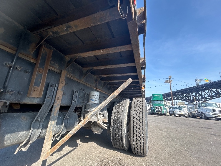 2020 Freightliner 114SD — photo 5