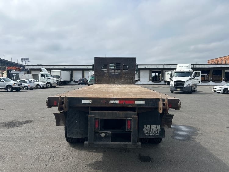 2020 Freightliner 114SD — photo 7