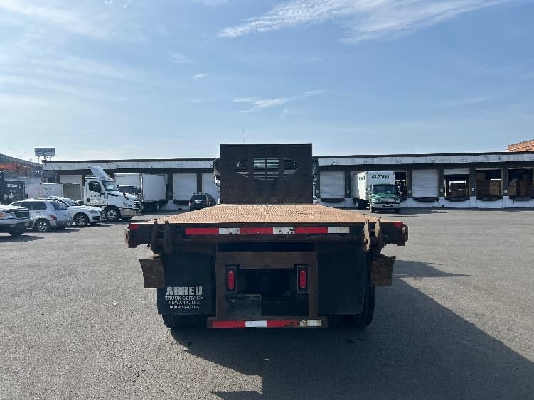 2020 Freightliner 114SD — photo 7