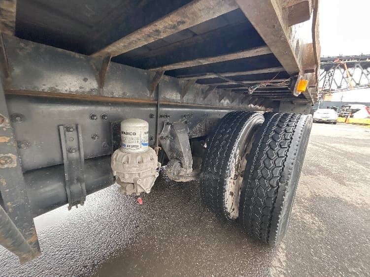 2020 Freightliner 114SD — photo 5